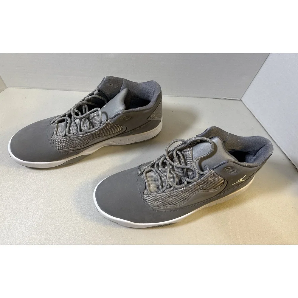 Air Jordan Retro Men's Gray Basketball‎ Shoes Size 12 no box